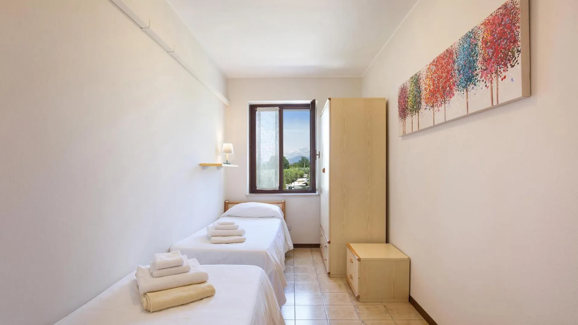 Apartment Rosa Bourbon Lazise