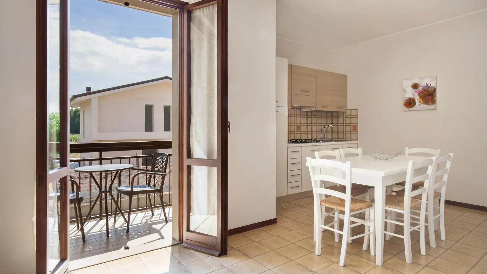Apartment Rosa Bourbon Lazise